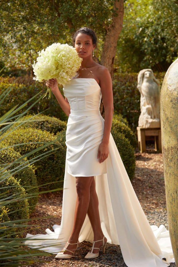 Winnie with overskirt